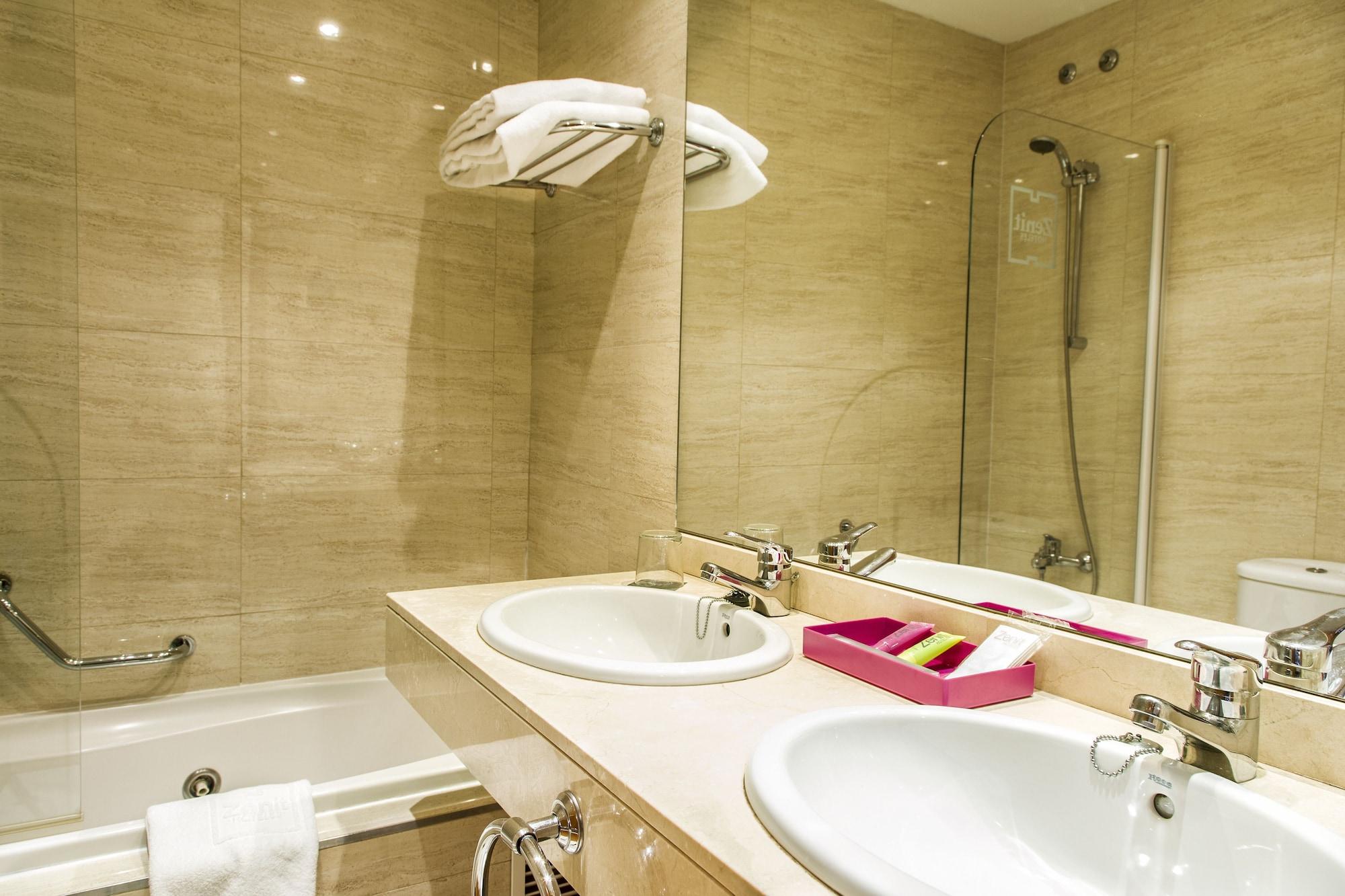 Zenit Logrono Hotel Ngoại thất bức ảnh