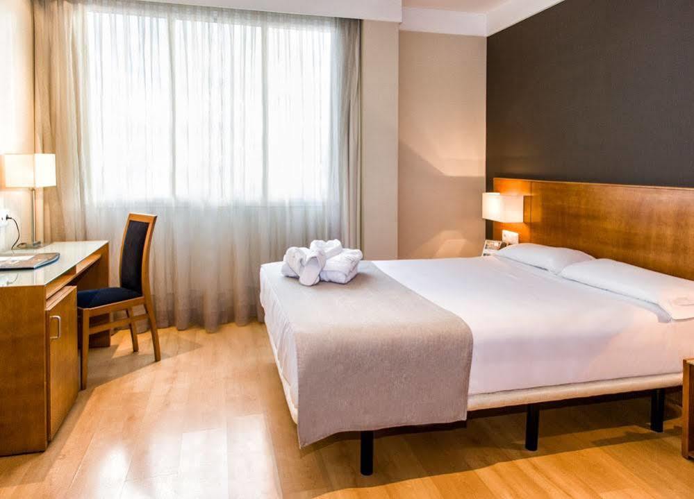 Zenit Logrono Hotel Ngoại thất bức ảnh